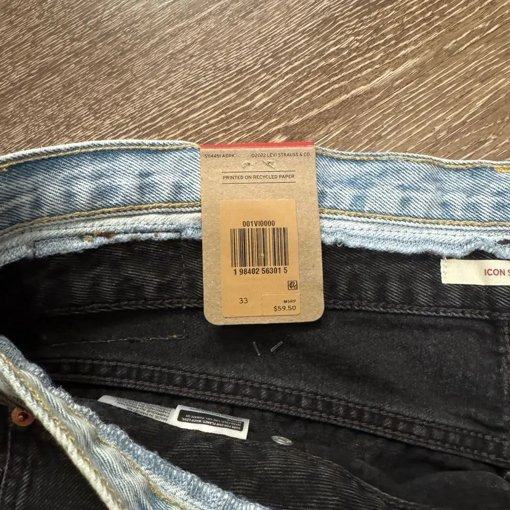 Levi's Dark Wash Denim icon Mini Skirt - Size 33